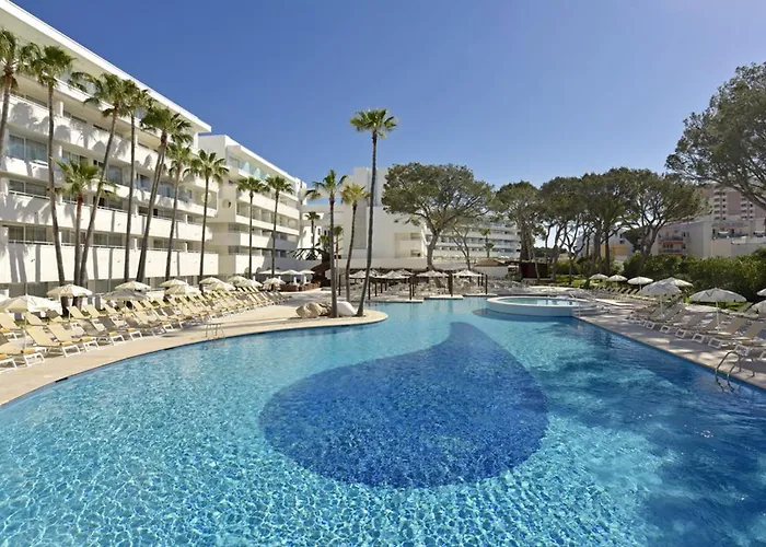 Best Beach Hotels in Palma de Mallorca: Your Ultimate Guide