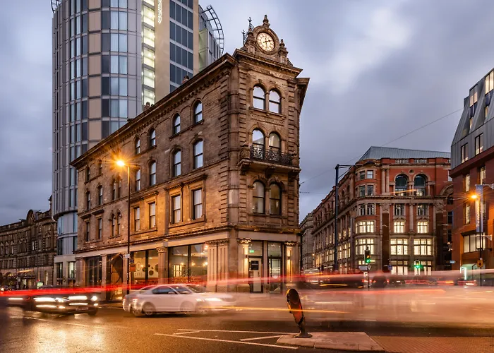 Find Your Perfect Accommodation: Best Hotels near Manchester