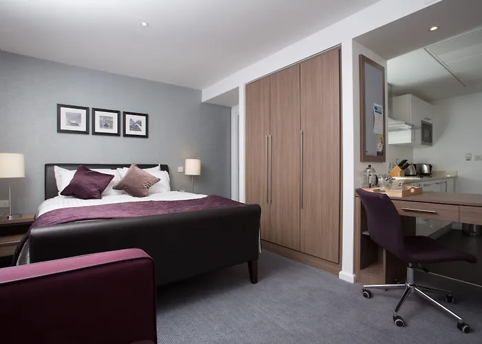 Hotels near Birmingham Airport: The Best Accommodations for a Convenient Stay