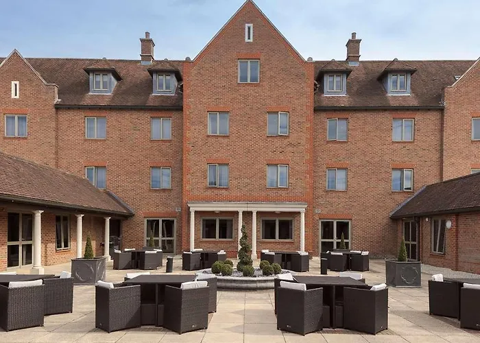 Hotels in the Centre of Cambridge: Finding the Perfect Accommodation for Your Stay